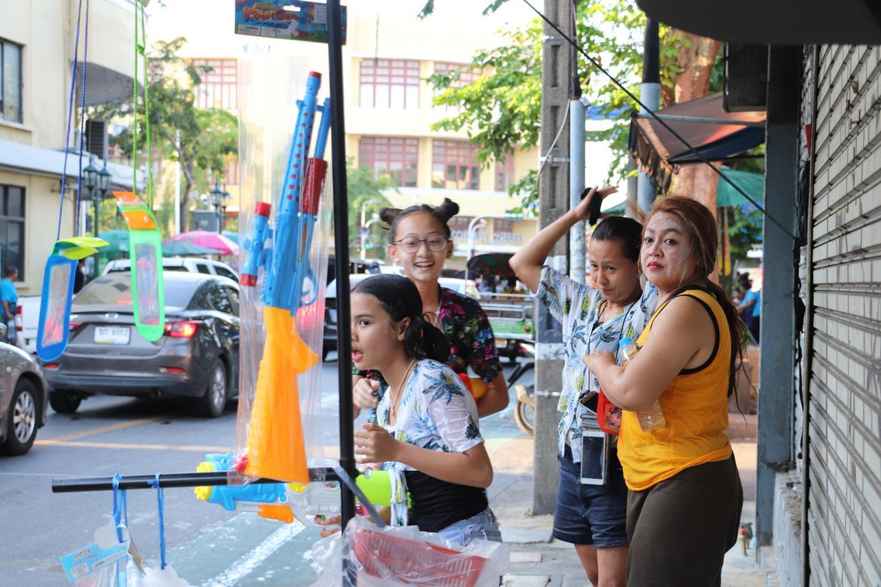 Ama Hostel กรุงเทพมหานคร ภายนอก รูปภาพ
