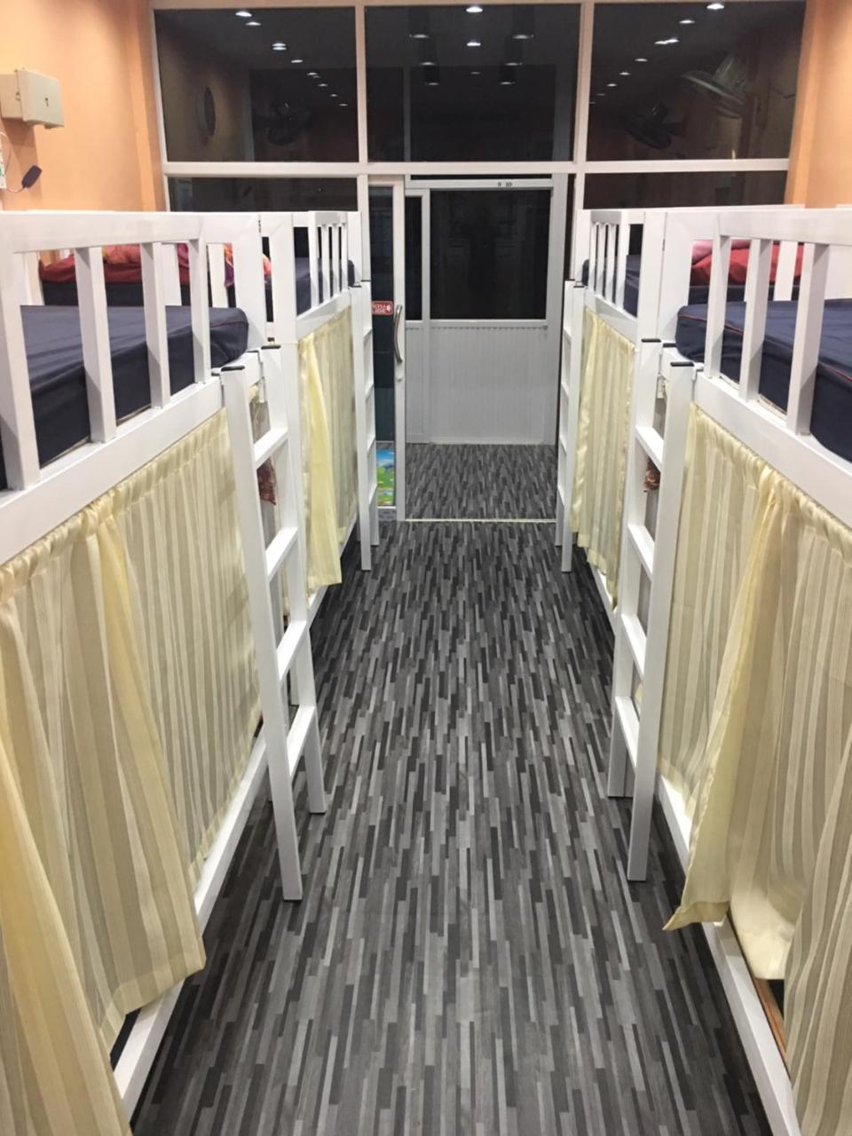 Ama Hostel กรุงเทพมหานคร ภายนอก รูปภาพ