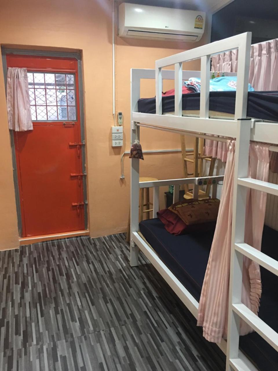 Ama Hostel กรุงเทพมหานคร ภายนอก รูปภาพ